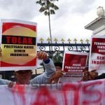 Puluhan Warga Yogyakarta Gelar Aksi Demo Tolak Politisasi Kasus Semen Indonesia