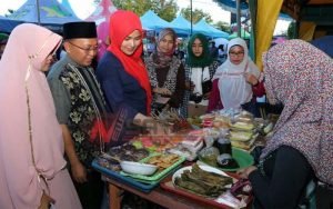 Bupati Sumenep; Bazar Takjil Bisa Menggerakkan Ekonomi Kerakyatan