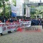 Hardiknas; Mahasiswa UB Malang Gelar Aksi Demo Di Kampusnya