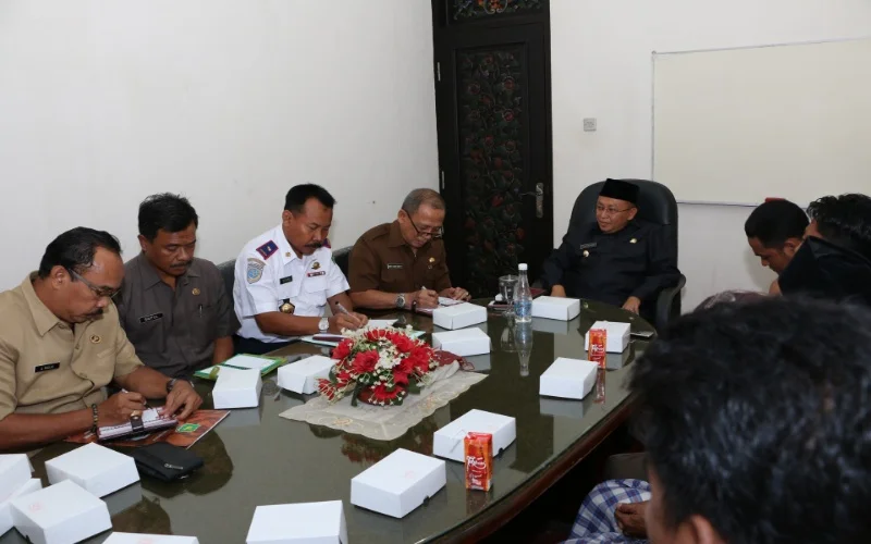 PKL Pasar Bangkal Lakukan Audiensi Ke Pemkab Sumenep