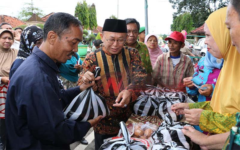 Harga Sembako Terus Merangkak Naik, Pemkab Sumenep Gelar Pasar Murah
