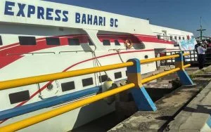 Kandas Di Perairan Raas, Kapal Mudik Gratis Trip Ketiga Jangkar Raas Ditunda