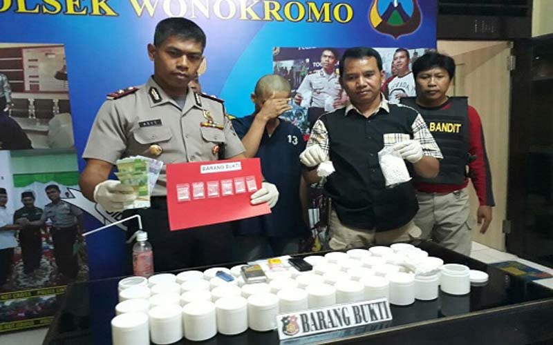 Edarkan Narkoba, Seorang Cleaning Service Diamankan Polsek Wonokromo Surabaya