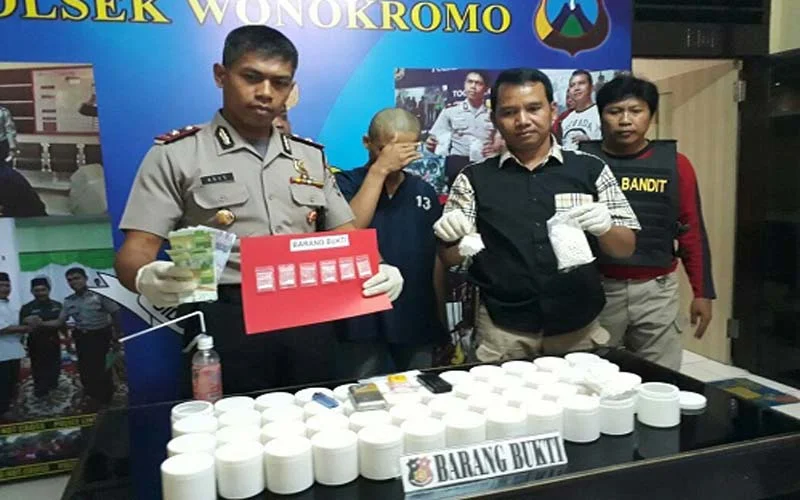 Edarkan Narkoba, Seorang Cleaning Service Diamankan Polsek Wonokromo Surabaya