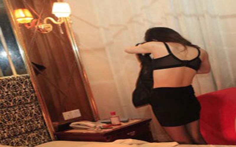 Asyik Layani Tamu Di Kamar, Seorang PSK Diamankan Satpol PP Pamekasan
