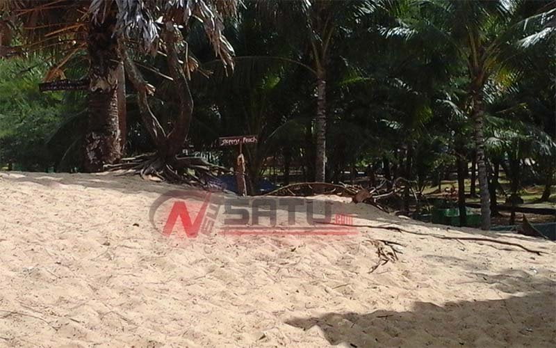 Inilah Destinasi Wisata Bukit Pasir Di Sumenep