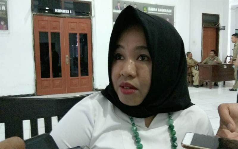 Ketu KI Sumenep, R Hawiyah Karim; Kepala Desa Tidak Transparan, Penggunaan DDADD Dominasi Sengketa KI