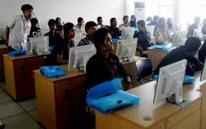 Masyarakat Harus Cerdas Dalam Memilih Konten Di Internet