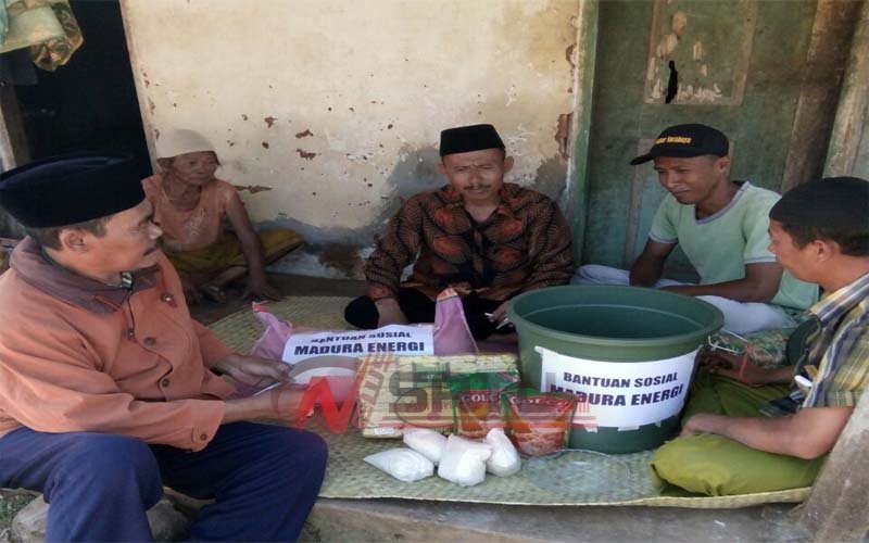 Perusahaan Swasta Di Sumenep Beri Bantuan Pada Nenek Jahlea