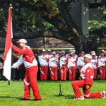Presiden Jokowi Saat Melepas Kontingen Indonesia SEA Games XXIX Di Halama Istana Jakarta