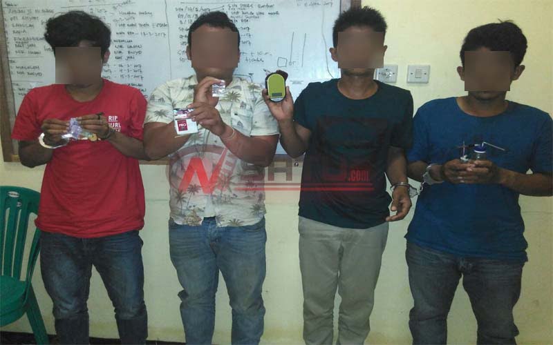 Terlibat Narkoba, Empat Pemuda Asal Pulau Kangean Sumenep Diamankan Polisi Terlibat Narkoba, Empat Pemuda Asal Pulau Kangean Sumenep Diamankan Polisi