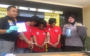 Polrestabes Surabaya Ringkus Pelaku Pencurian Dengan Modus Penipuan