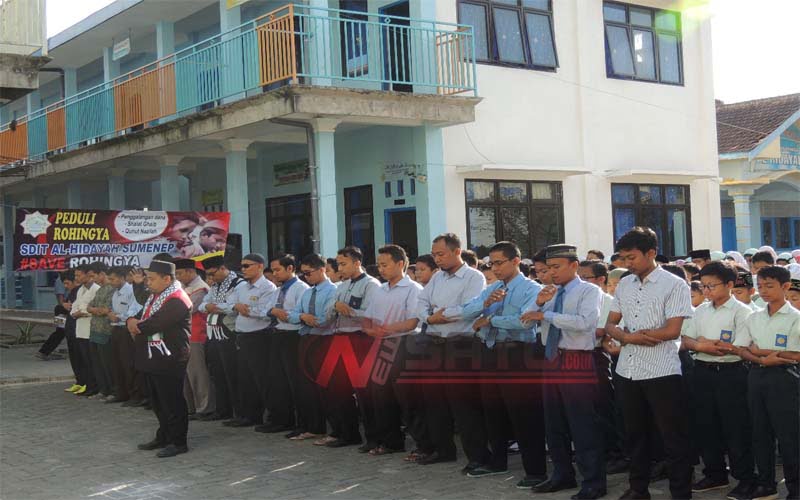 Siswa SD Di Sumenep Gelar Shalat Ghaib dan Galang Dana Untuk Muslim Rohingya