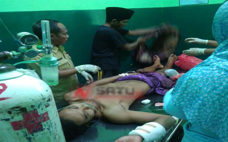 Warga Pakong Pamekasan Dibacok Orang Tak Dikenal