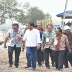 Presiden Jokowi Tinjau Program Perhutanan Sosial Di Probolinggo