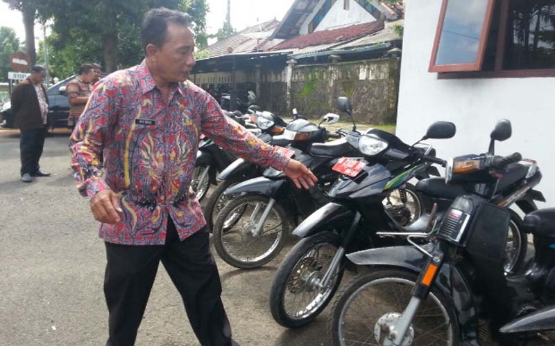 Tim Penertiban Aset Setkab Temukan Mobdin DPRD Sumenep Tak Layak Pakai
