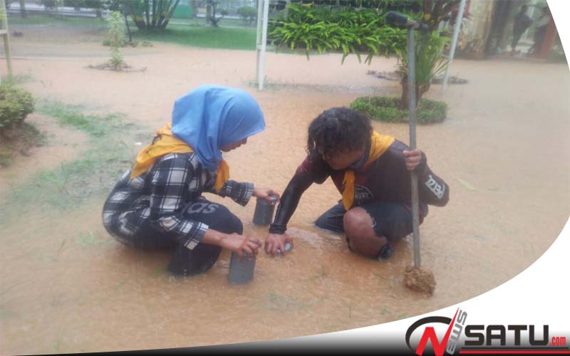Banjir Sumenep; Aktivis Tidak Hanya Mengkritik, Tapi Juga Mencarikan Solusi