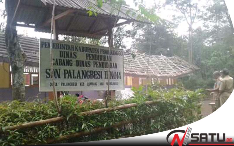 Diterjang Angin Kencang, SDN Palang Besi 2 Probolinggo Ambruk