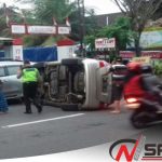 Laka Lantas Kediri; Tabrak Pajero, Mobil Jazz Terbalik
