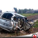 Mobil Xenia Hancur Ditabrak Kereta Api Di Probolinggo