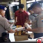 Satpol Airud Sumenep Amankan Ratusan Slop Rokok Ilegal Diatas Kapal