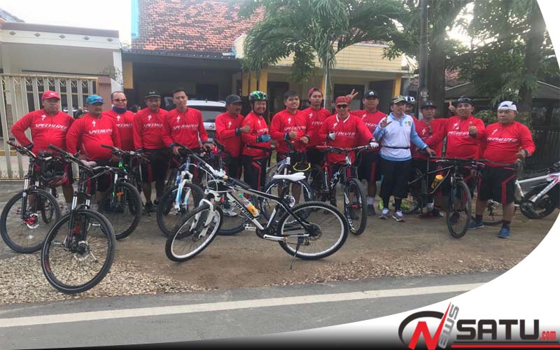 Serap Aspirasi, Setiap Akhir Pekan Ketua DPRD Sumenep Mengayun Sepeda Ontel