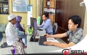Tagihan Listrik Mahal, Warga Pandian Gruduk Kantor PLN Sumenep