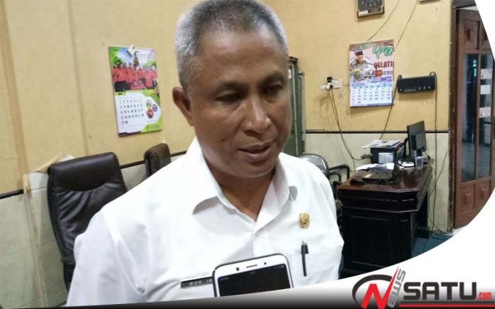 149 SMP Siap Ikuti UNBK, SMPN 1 Batuputih Sumenep Terkendala Jaringan Internet (Moh Iksan, Kepala Bidang Pembinaan SMP, Dinas Pendidikan Sumenep) 149 SMP Siap Ikuti UNBK, SMPN 1 Batuputih Sumenep Terkendala Jaringan Internet (Moh Iksan, Kepala Bidang Pembinaan SMP, Dinas Pendidikan Sumenep)