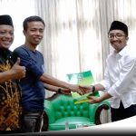 Nyaleg DPRD Jatim, Nur Faizin Diantar Kiai Sepuh NU Ke DPW PKB Jatim