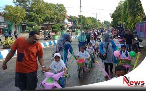 Sambut Hari Kartini, Puluhan Anak TK Di Sumenep Gelar Pawai