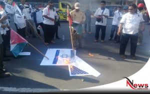 Kutuk Presiden Amerika Serikat, DPD PKS Probolinggo Gelar Aksi Damai