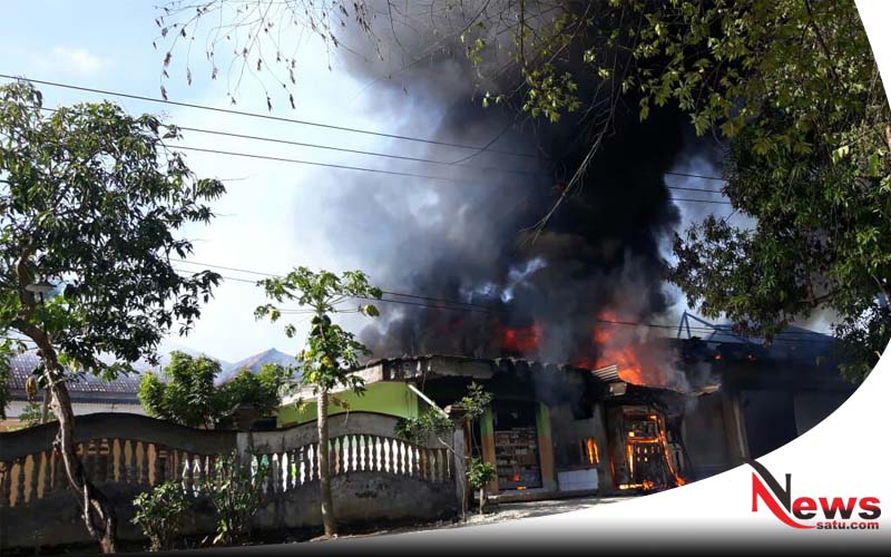 Pom Mini Di Sumenep Terbakar