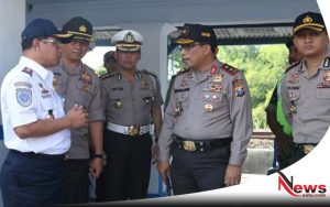 Kapolda Jatim Tinjau Arus Balik Lebaran