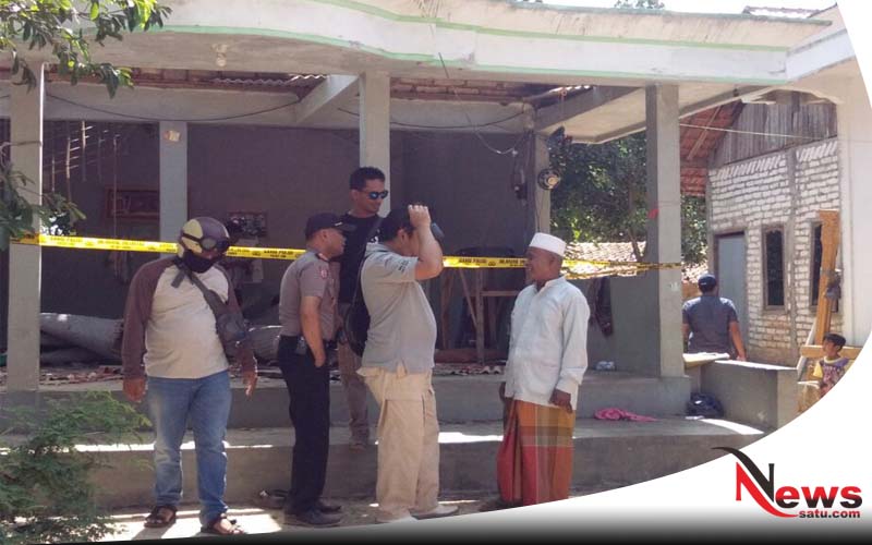 Terkena Ledakan, Sebuah Langgar Di Sampang Hancur