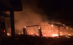 Dua Unit Rumah Ludes Dilalap Sijago Merah