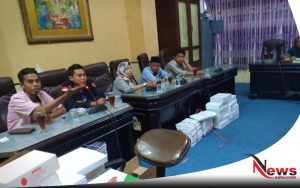Soal Dugaan Pungli Pasar Anom, FKMS Gruduk Kantor Komisi II DPRD Sumenep