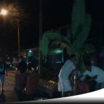 Warga OKI Tanam Pohon Pisang Di Tengah Jalan