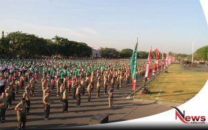 300 Ribu Anggota TNI Gelar Tari Gemu Famire Di Lapangan Makodam V Brawijaya