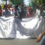 Kebijakan Jokowi Tidak Pro Rakyat, Aktivis HMI Demo Kantor DPRD Pamekasan