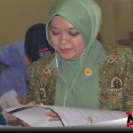 Istri TNI Dan Polri Di Surabaya Membatik