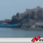 Kapal Nelayan Terbakar Di Pelabuhan Probolinggo