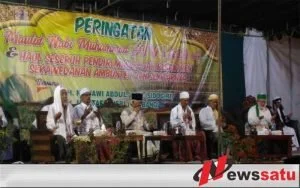 Jauhkan Dari Bencana, Ribuan Warga Bersama Ulama Turki Gelar Doa Bersama Di Pantai Slopeng