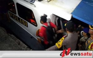 KM Multi Prima Tenggelam, TNI Polri Probolinggo Berhasil Evakuasi 7 ABK