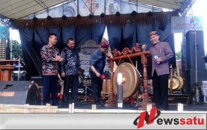 Probolinggo Tempoe Doeloe Dimeriahkan Gunungan Mangga