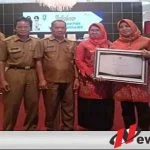 DPPKB Ogan Komering Ilir Dapat Penghargaan Inovasi Pelayanan Publik Program KB Emas