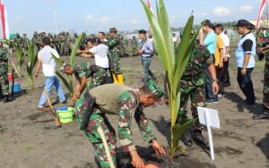 Kodim 0703 Cilacap Tanam 1000 Pohon