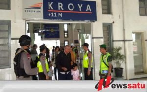 Jelang Tahun Baru, TNI Polri Cilacap  Amankan Stasiun Kereta Api