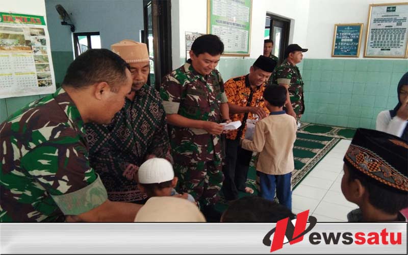TNI Cilacap Berbagi Dengan Anak Yatim