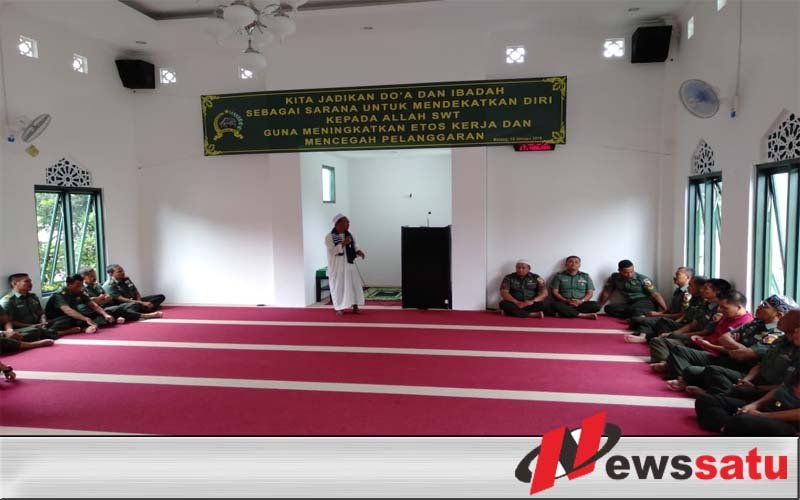 Anggota TNI Malang Diberi Siraman Rohani Di Masjid Baladhika Jaya