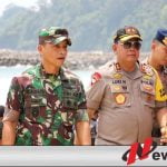 Danrem 083 Baladhika Jaya Dan Kapolda, Pantau Simulasi Penanggulangan Bencana Di Banyuwangi
